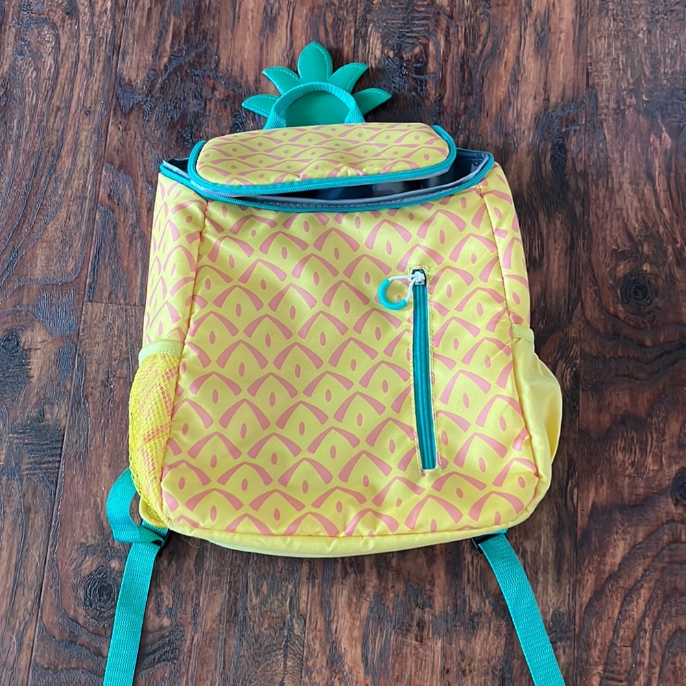 Sun Squad Pineapple Backpack Cooler